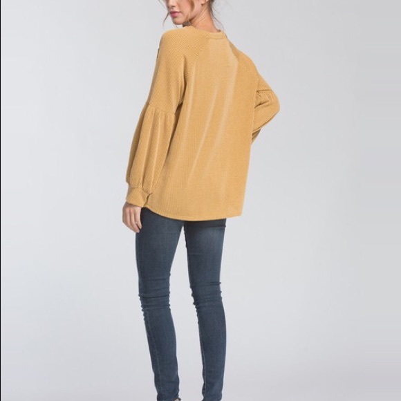 Puffed sleeve mustard loose sweater top - Picture 5 of 5